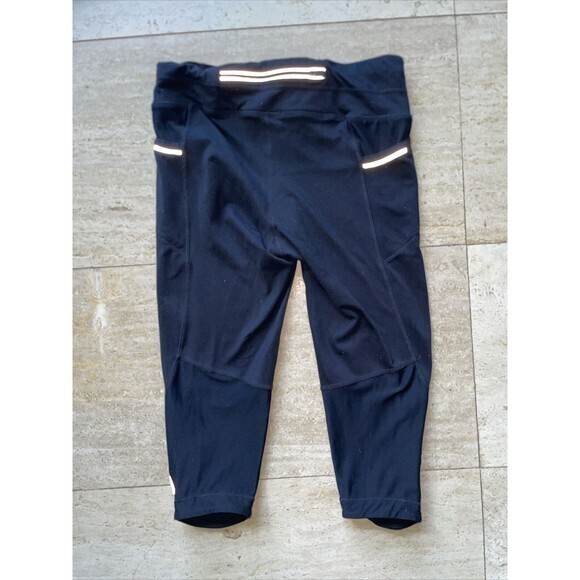 Athleta Size‎ XS Crop Capri Legging Black Stretchy - Picture 3 of 3